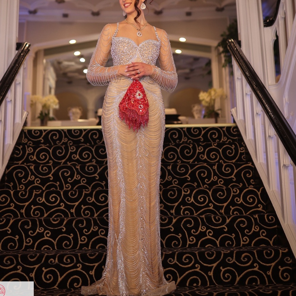 NORA’s BRIDAL BOUTIQUE GOWN